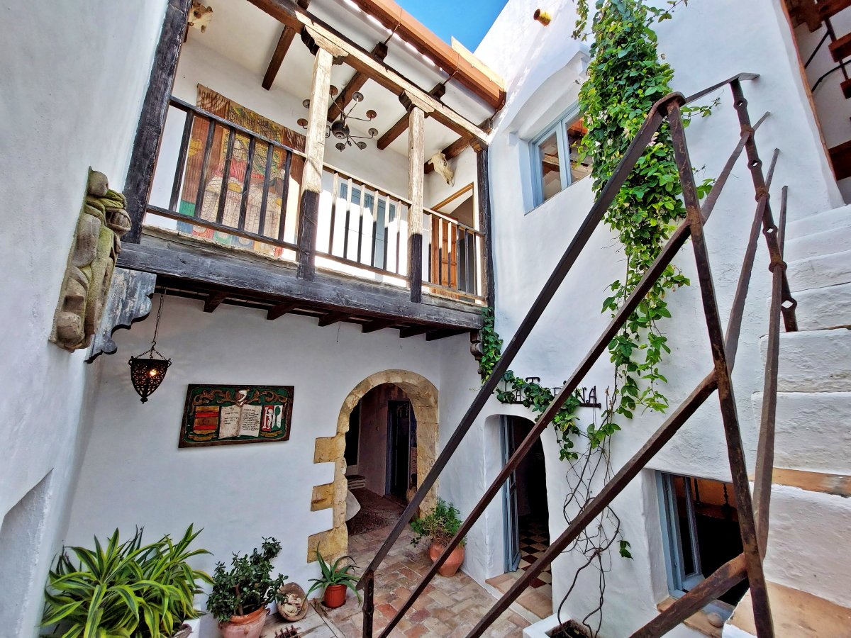 Andaluz Homes