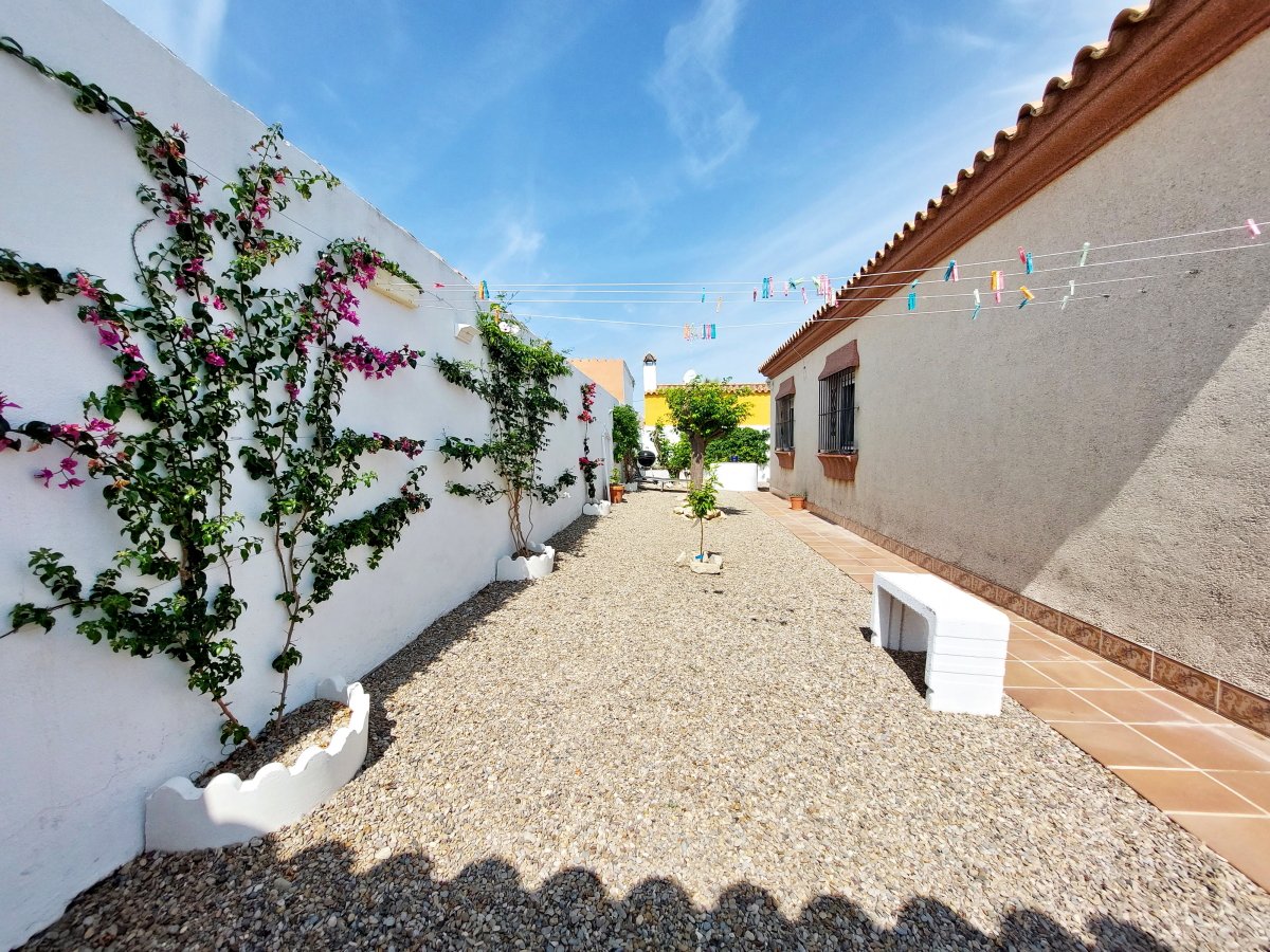 Andaluz Homes