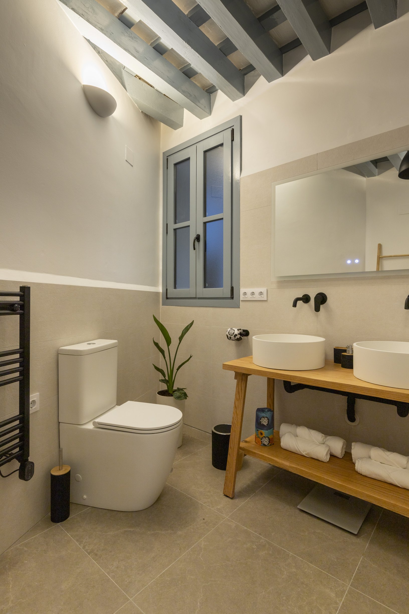 Andaluz Homes