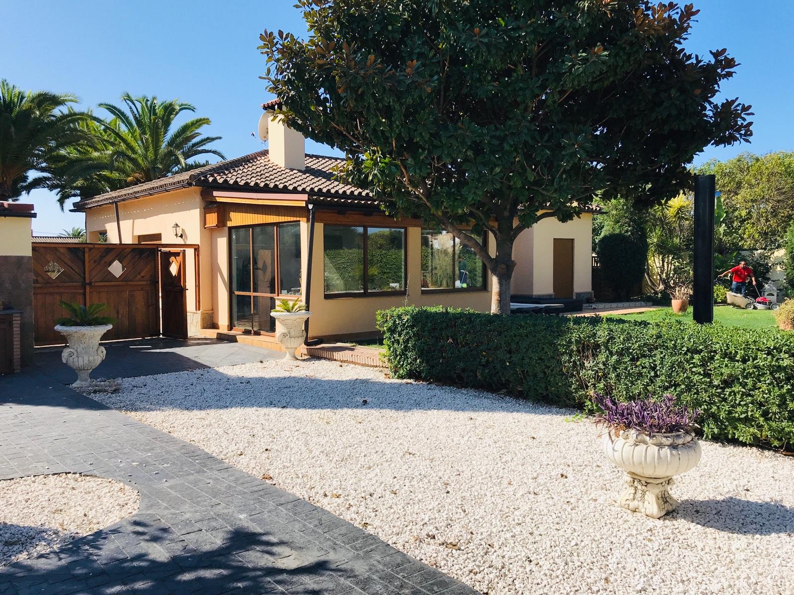 Andaluz Homes