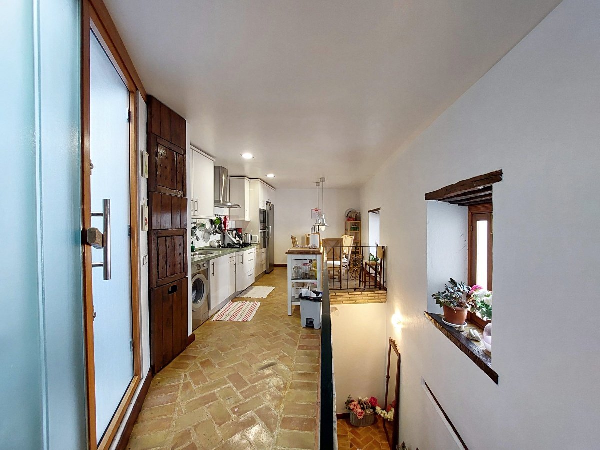Andaluz Homes