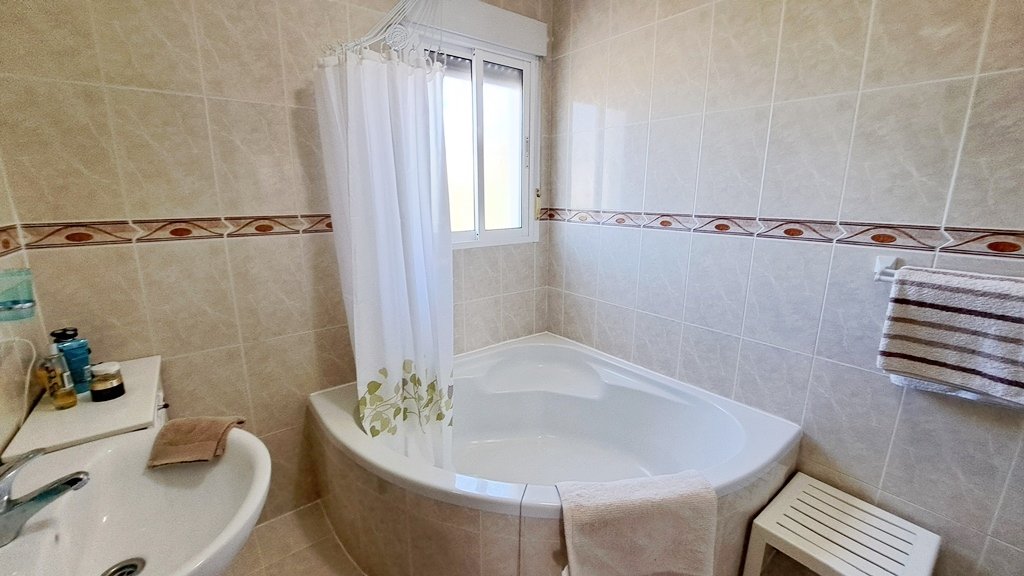 Andaluz Homes
