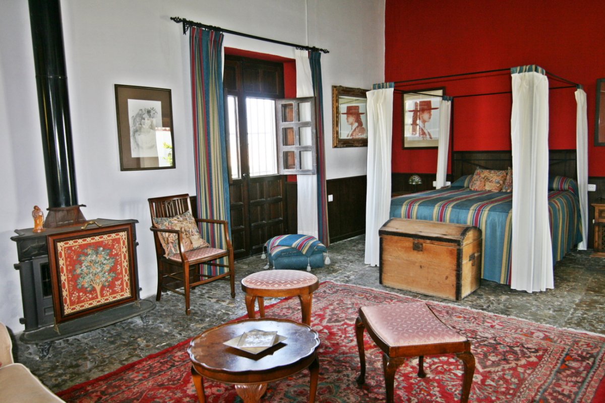 Andaluz Homes