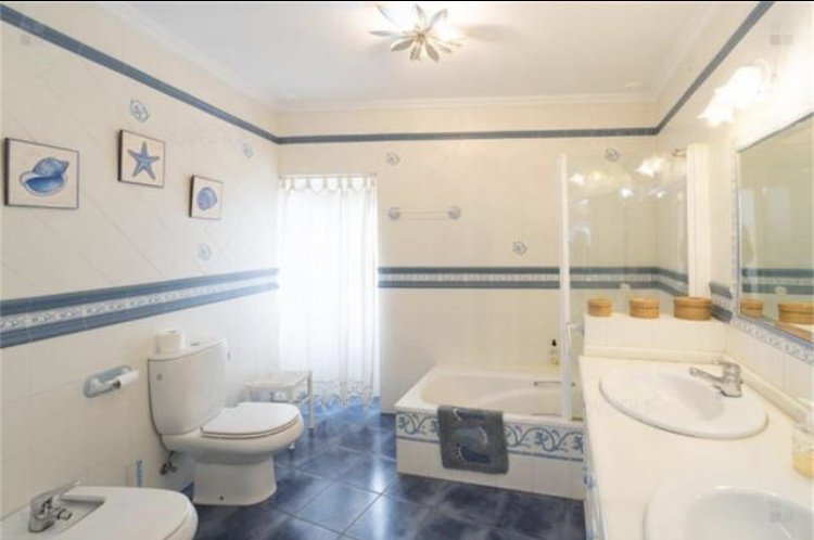 Andaluz Homes
