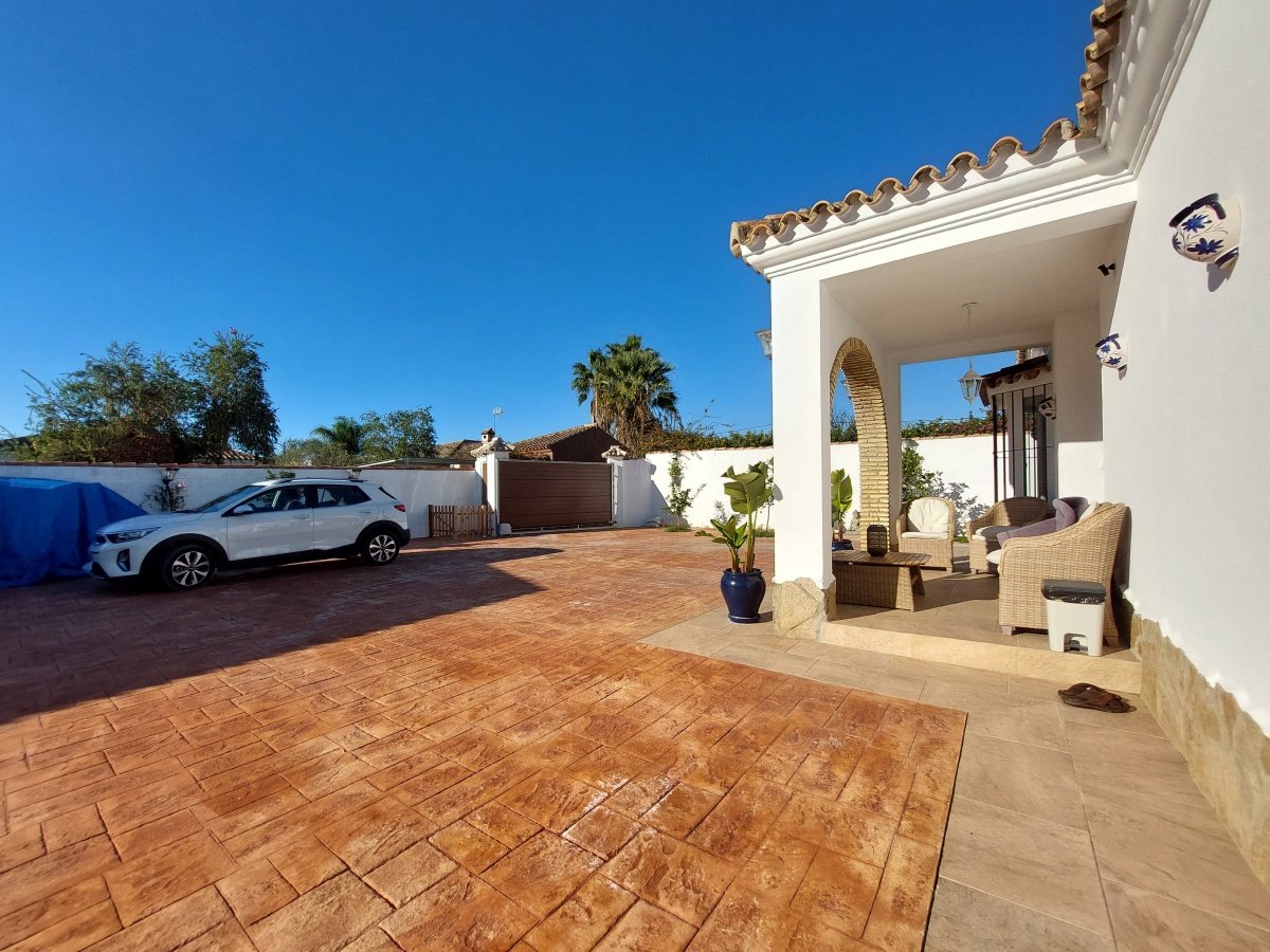 Andaluz Homes