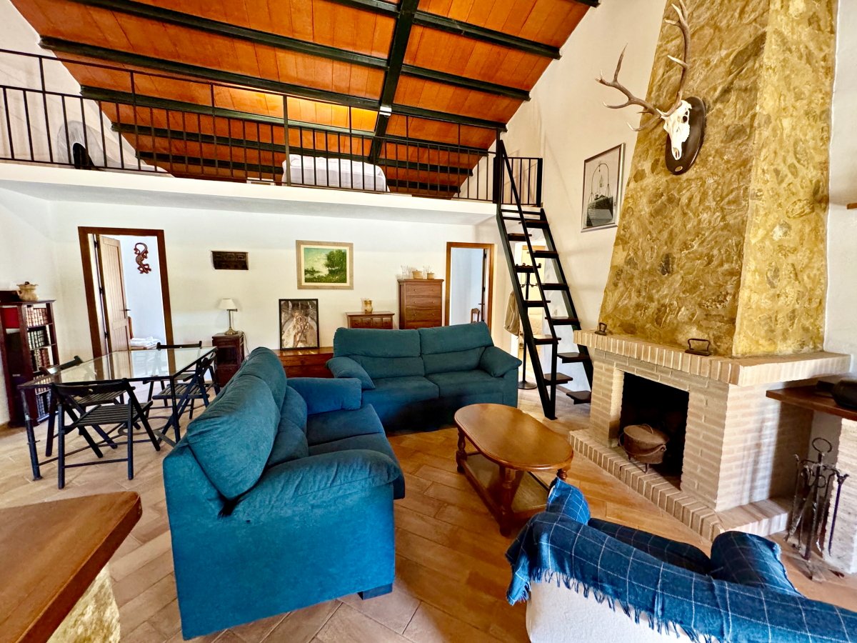 Andaluz Homes