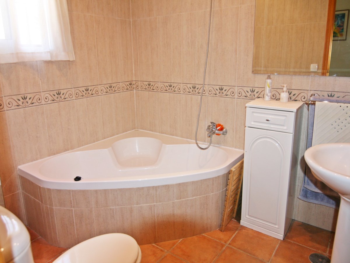 Andaluz Homes