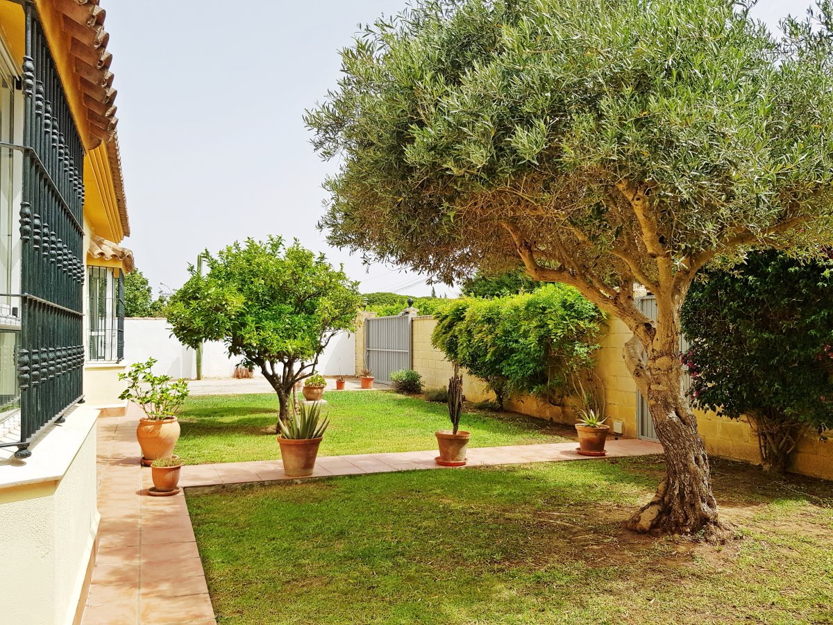 Andaluz Homes