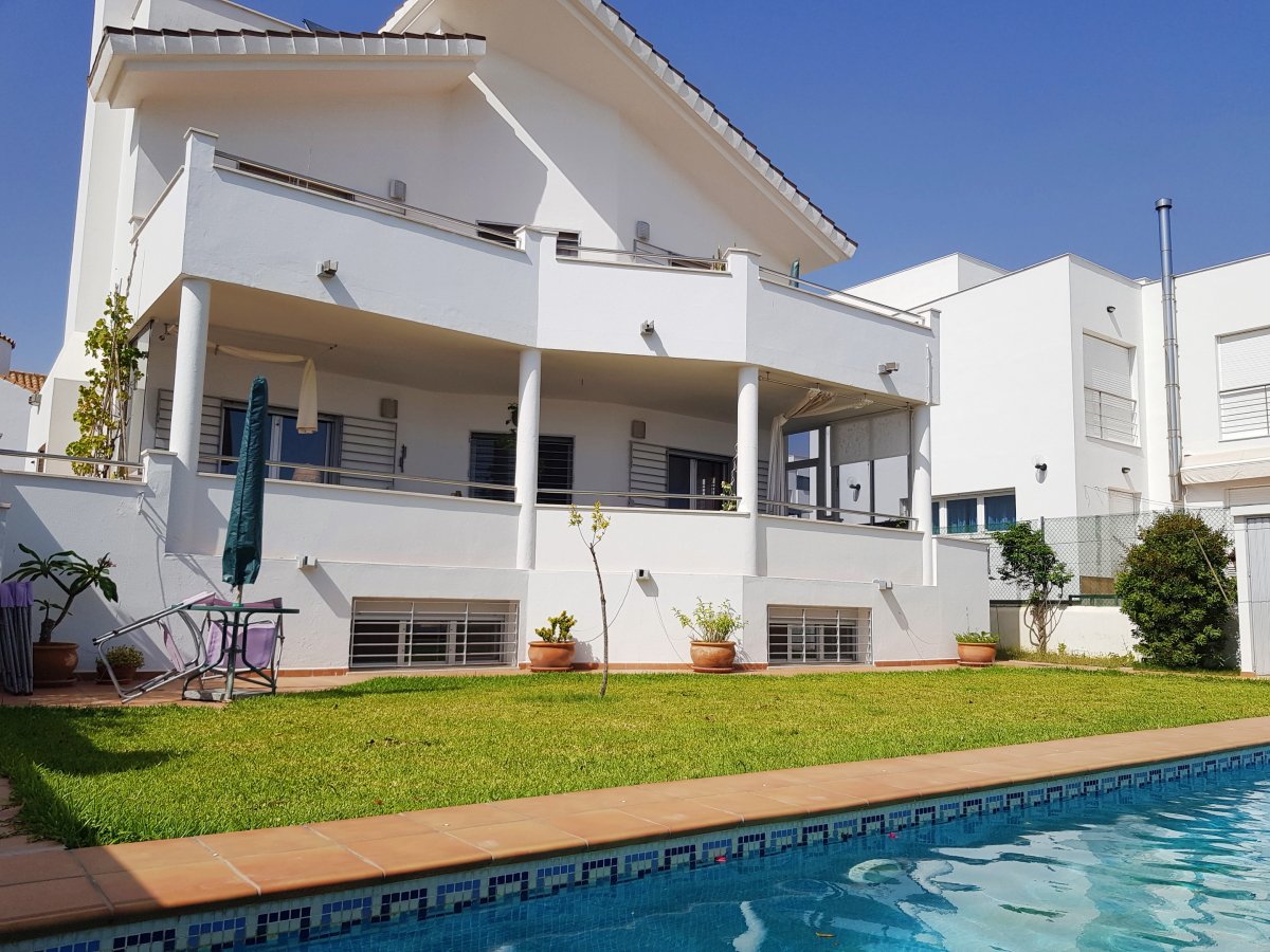 Andaluz Homes