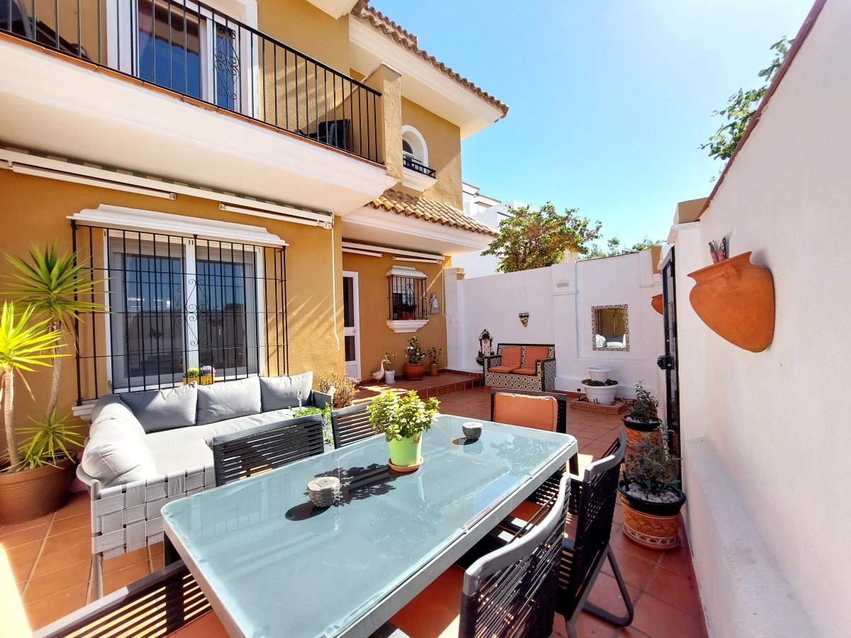 Andaluz Homes