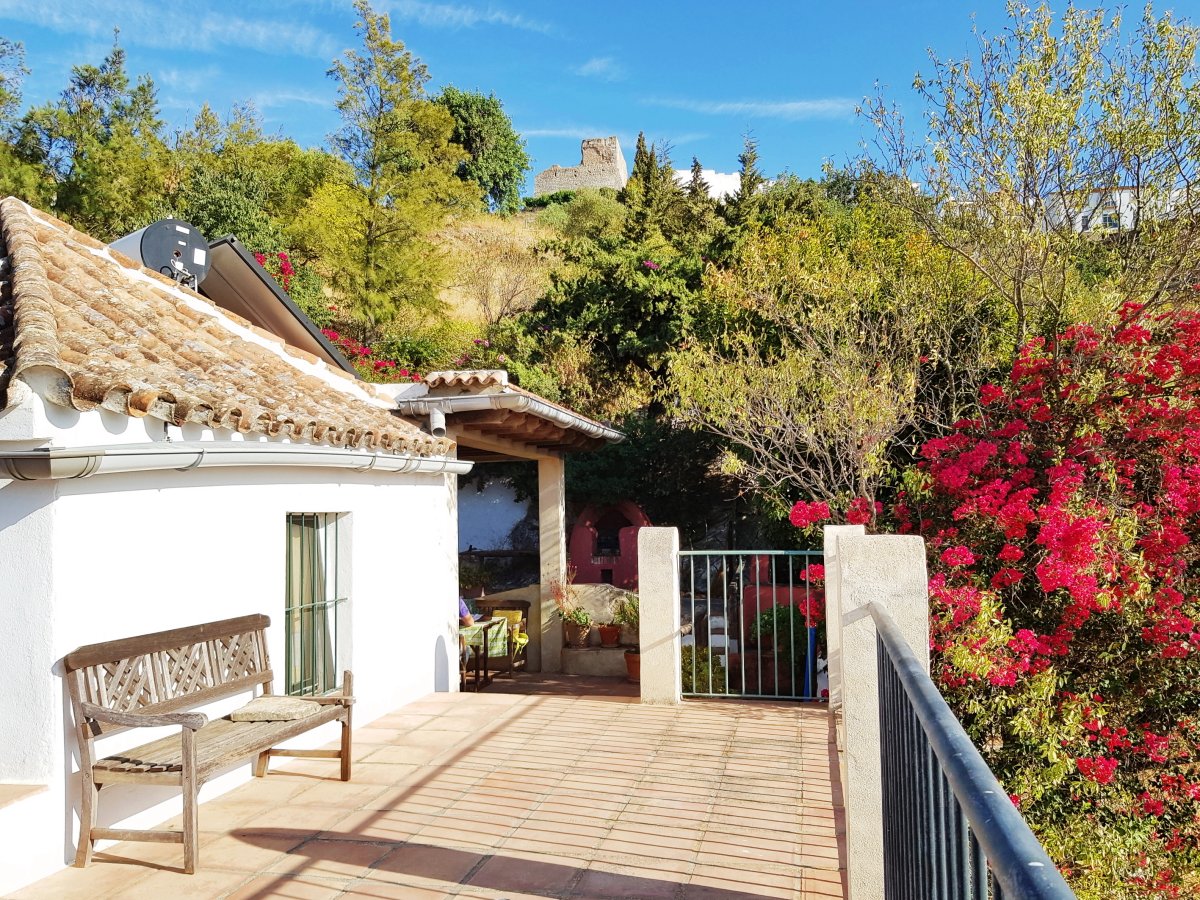 Andaluz Homes