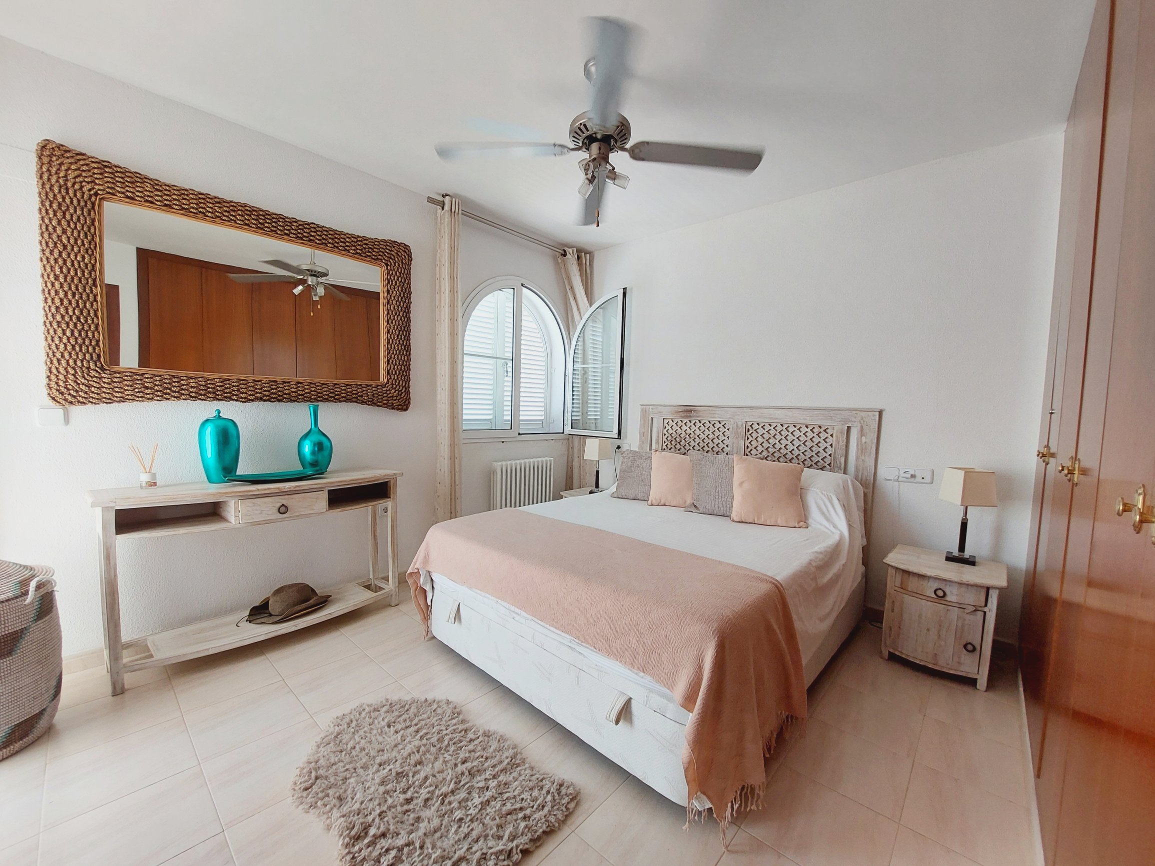 Andaluz Homes