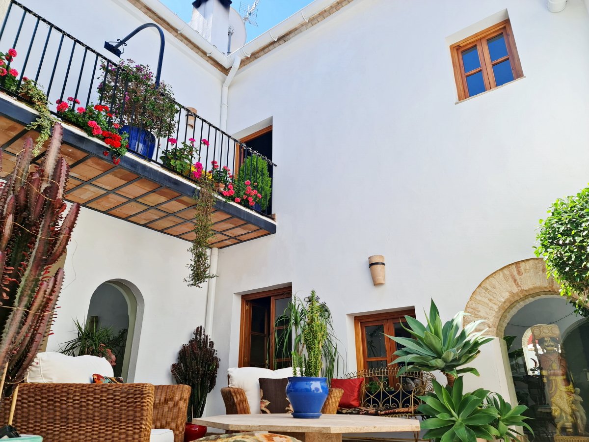 Andaluz Homes