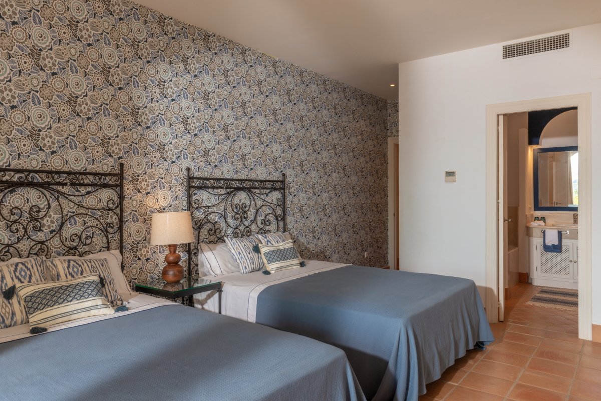 Andaluz Homes