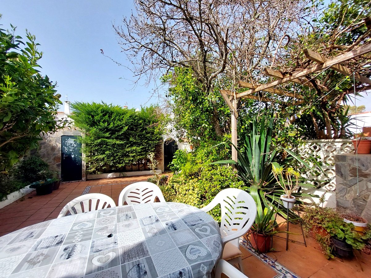 Andaluz Homes