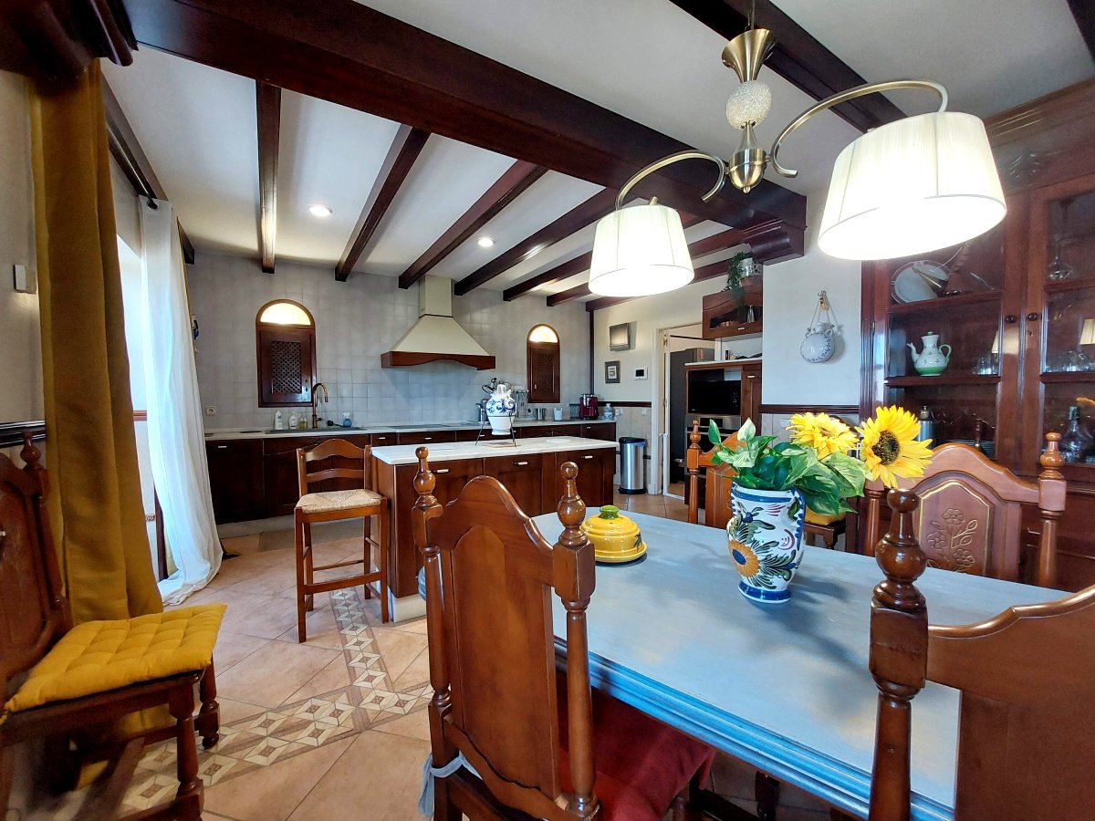 Andaluz Homes