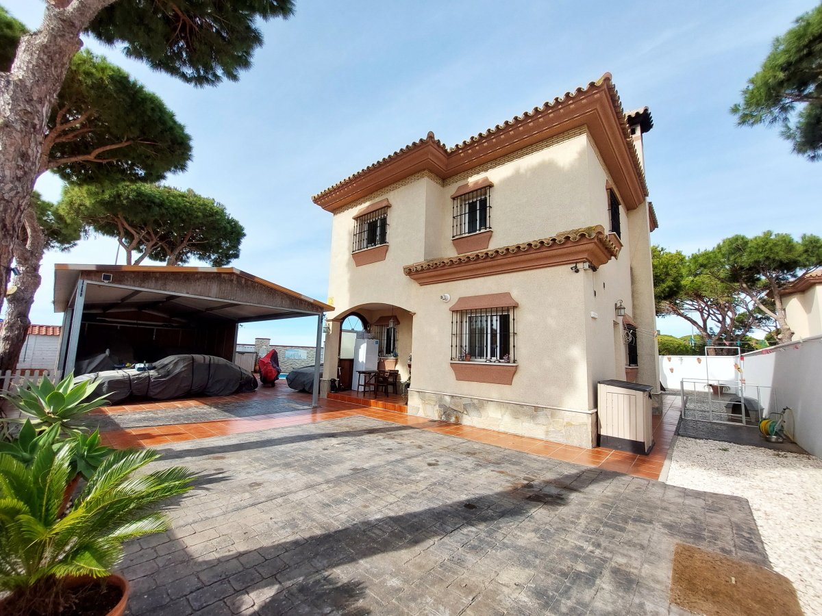 Andaluz Homes
