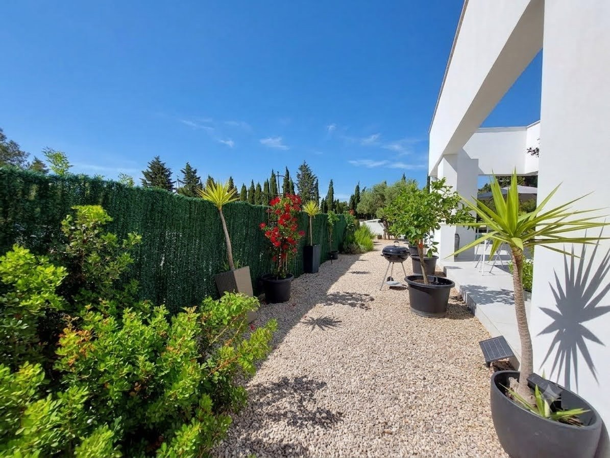 Andaluz Homes