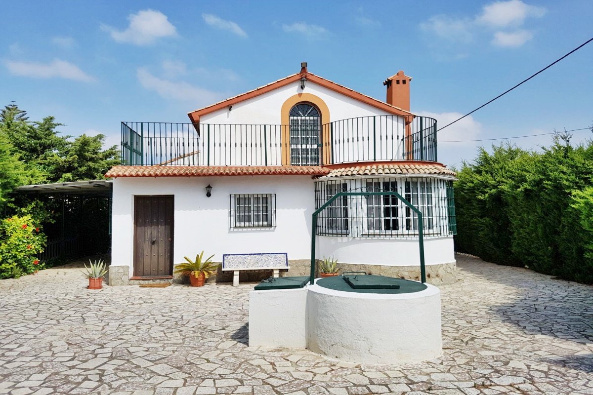 Andaluz Homes