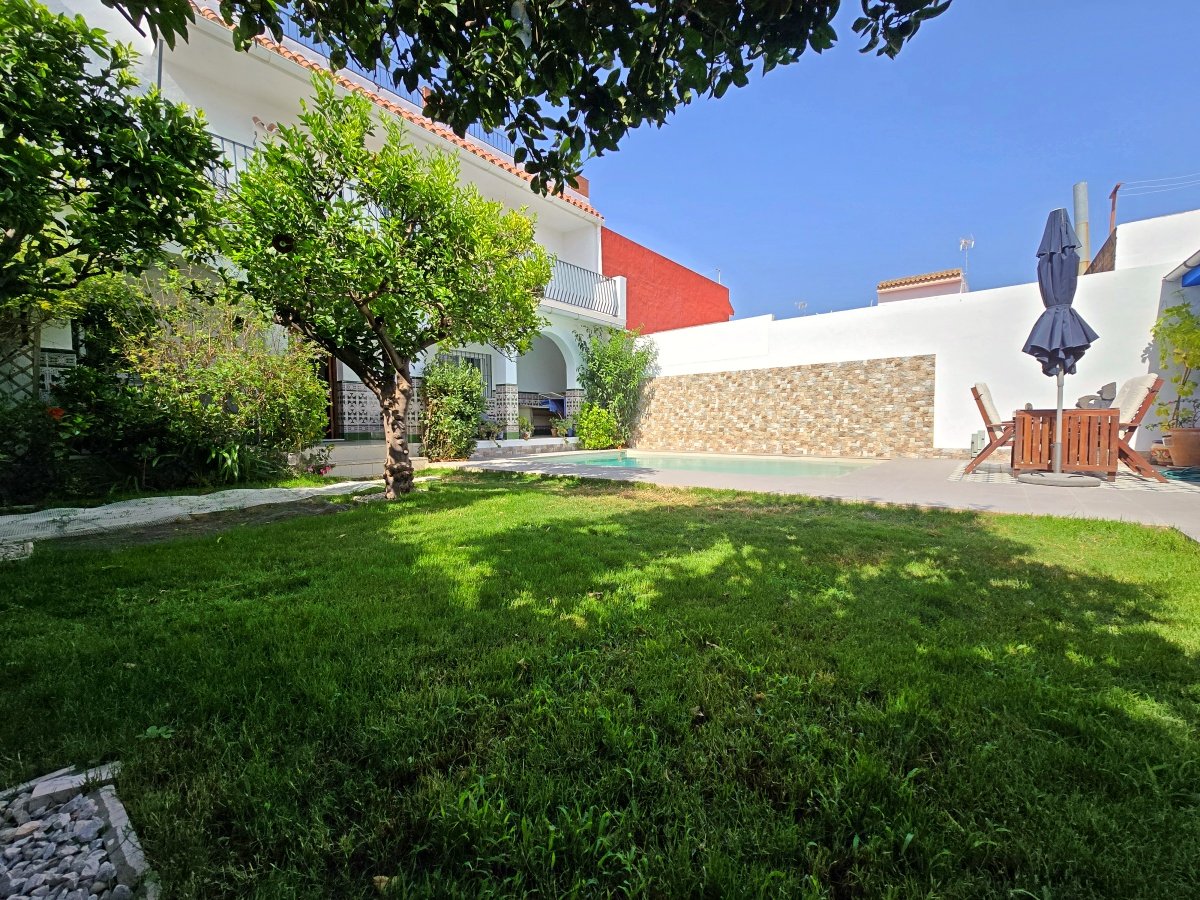 Andaluz Homes