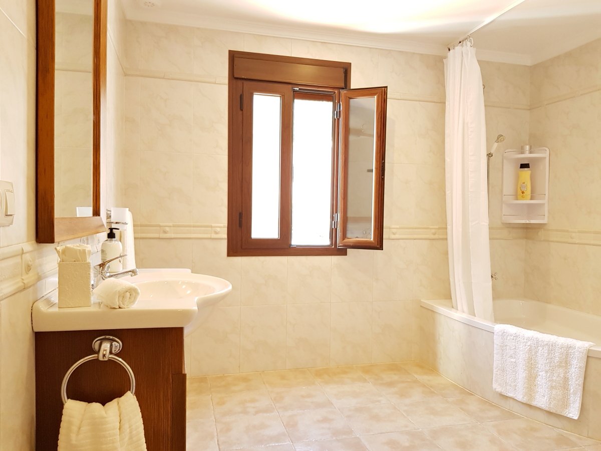 Andaluz Homes