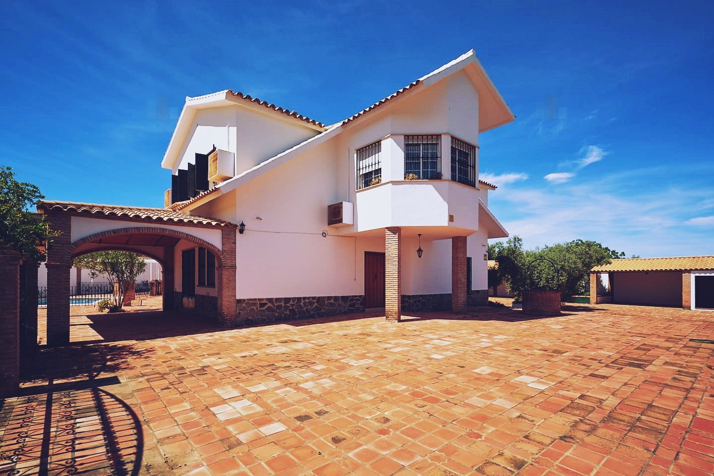 Andaluz Homes